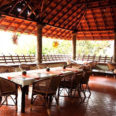 Amrutham Ayurvedic Village Resort โกวาลัม ภายนอก รูปภาพ