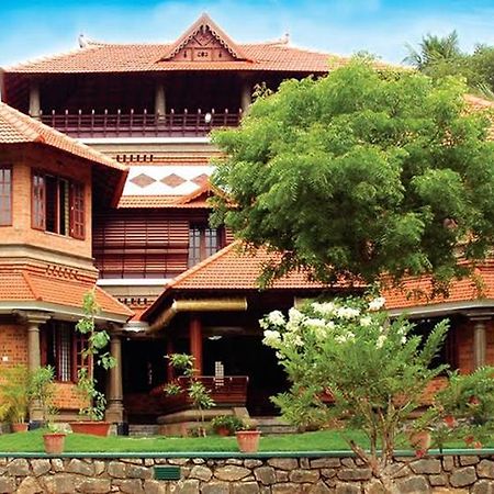 Amrutham Ayurvedic Village Resort โกวาลัม ภายนอก รูปภาพ