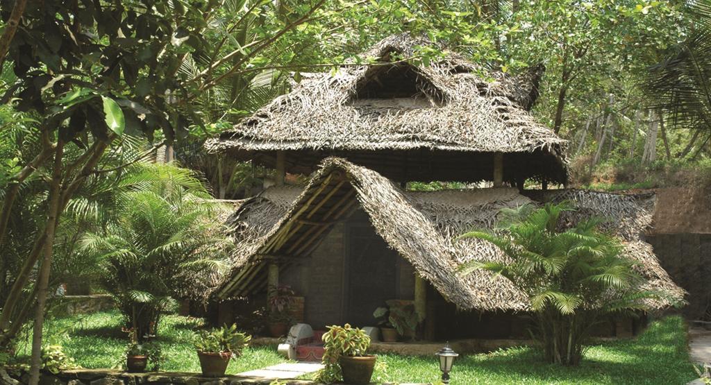 Amrutham Ayurvedic Village Resort โกวาลัม ภายนอก รูปภาพ