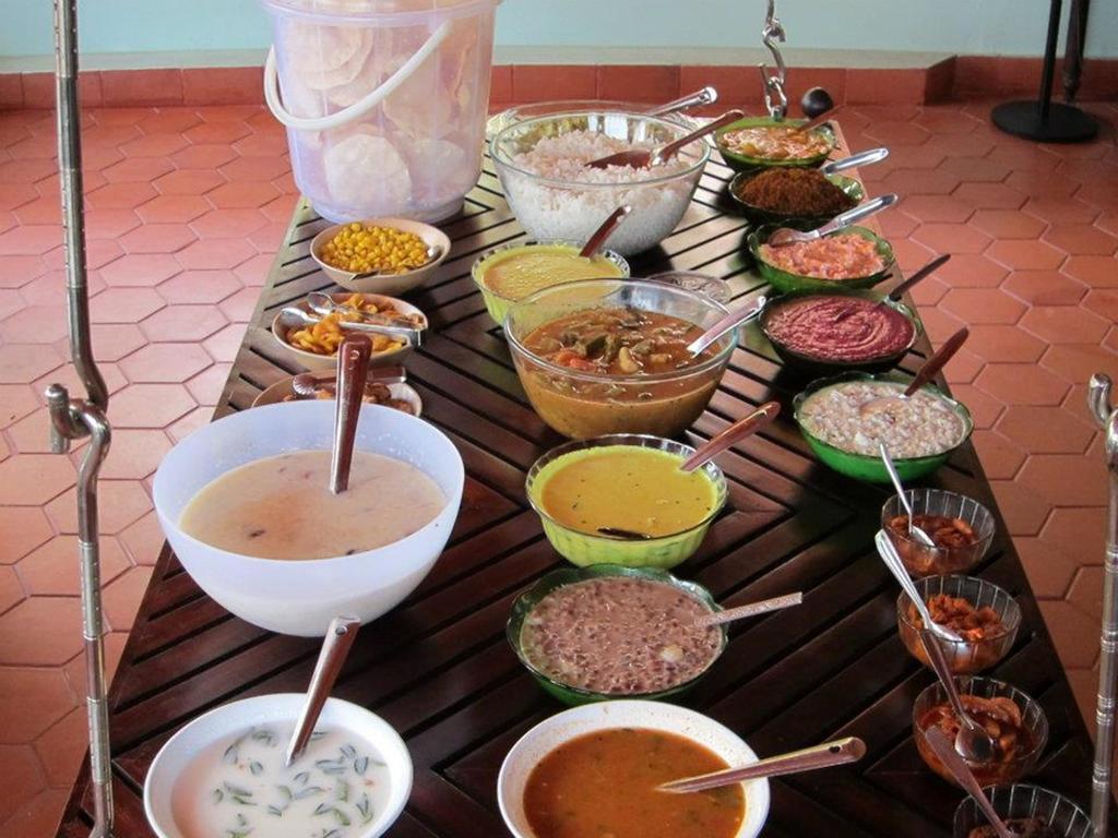 Amrutham Ayurvedic Village Resort โกวาลัม ภายนอก รูปภาพ